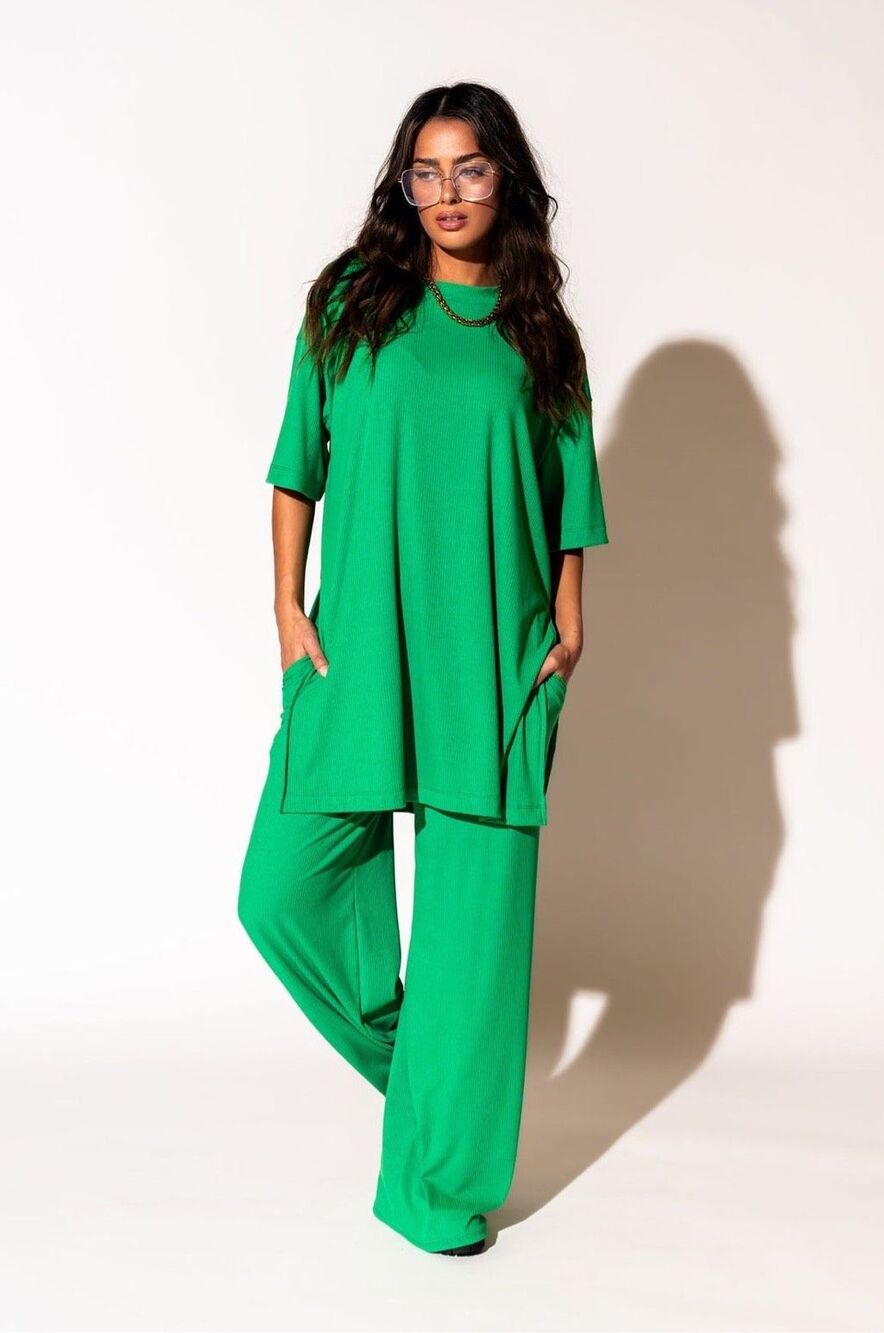 ✨Dressed by LALA Leveled Up Ribbed Green Sz Medium Pants✨